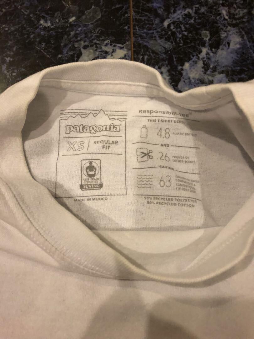 パタゴニア Patagonia 半袖Tシャツ ロゴプリント ホワイト
