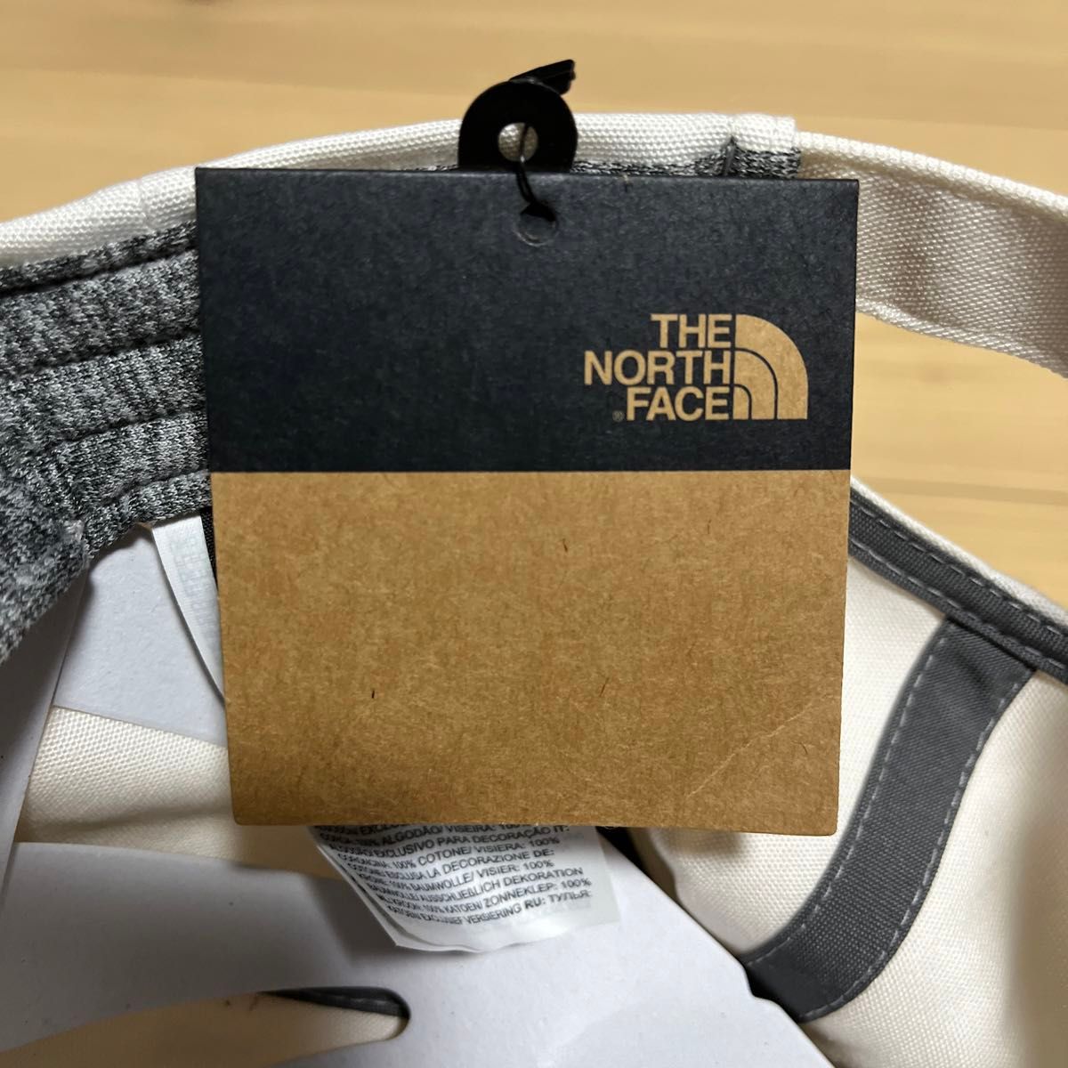 THE NORTH FACE キャップ　ホワイト　ノースフェイス　ロゴキャップ