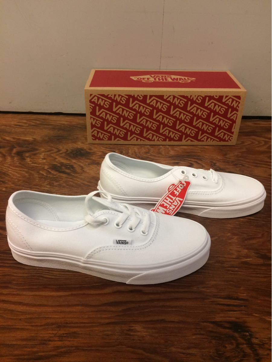 VANS SHOES AUTHENTIC WHITE 新品未使用、送料込み！ スニーカー