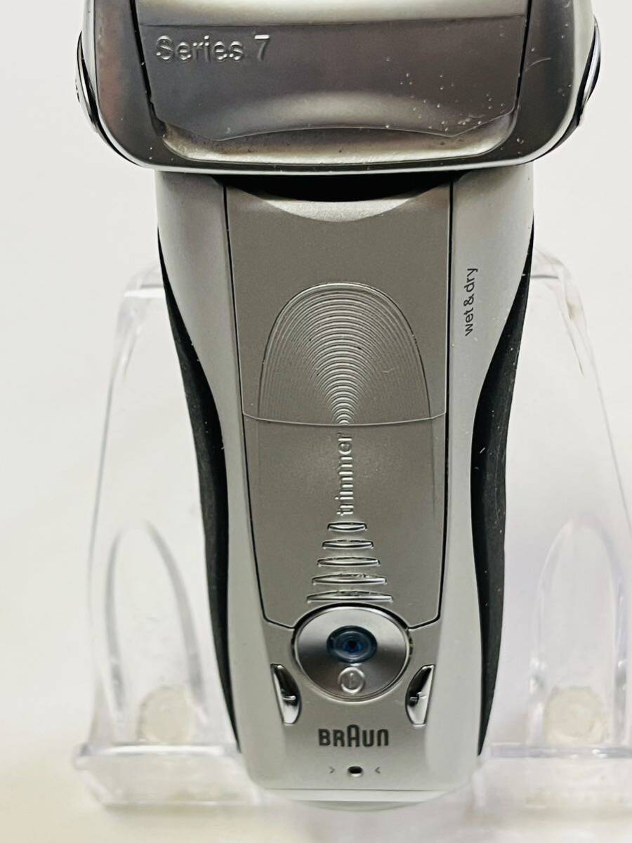 [ electric shaver body adaptor ]BRAUN Brown series 7 electric shaver operation goods 