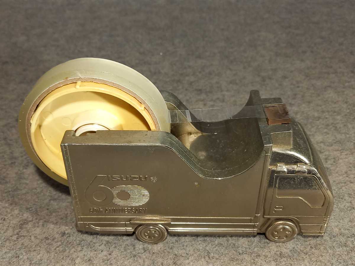 ISUZU 60 anniversary commemoration грузовик type резак для скотчка подлинная вещь металлический украшение / Isuzu сигарета кейс Isuzu грузовик 