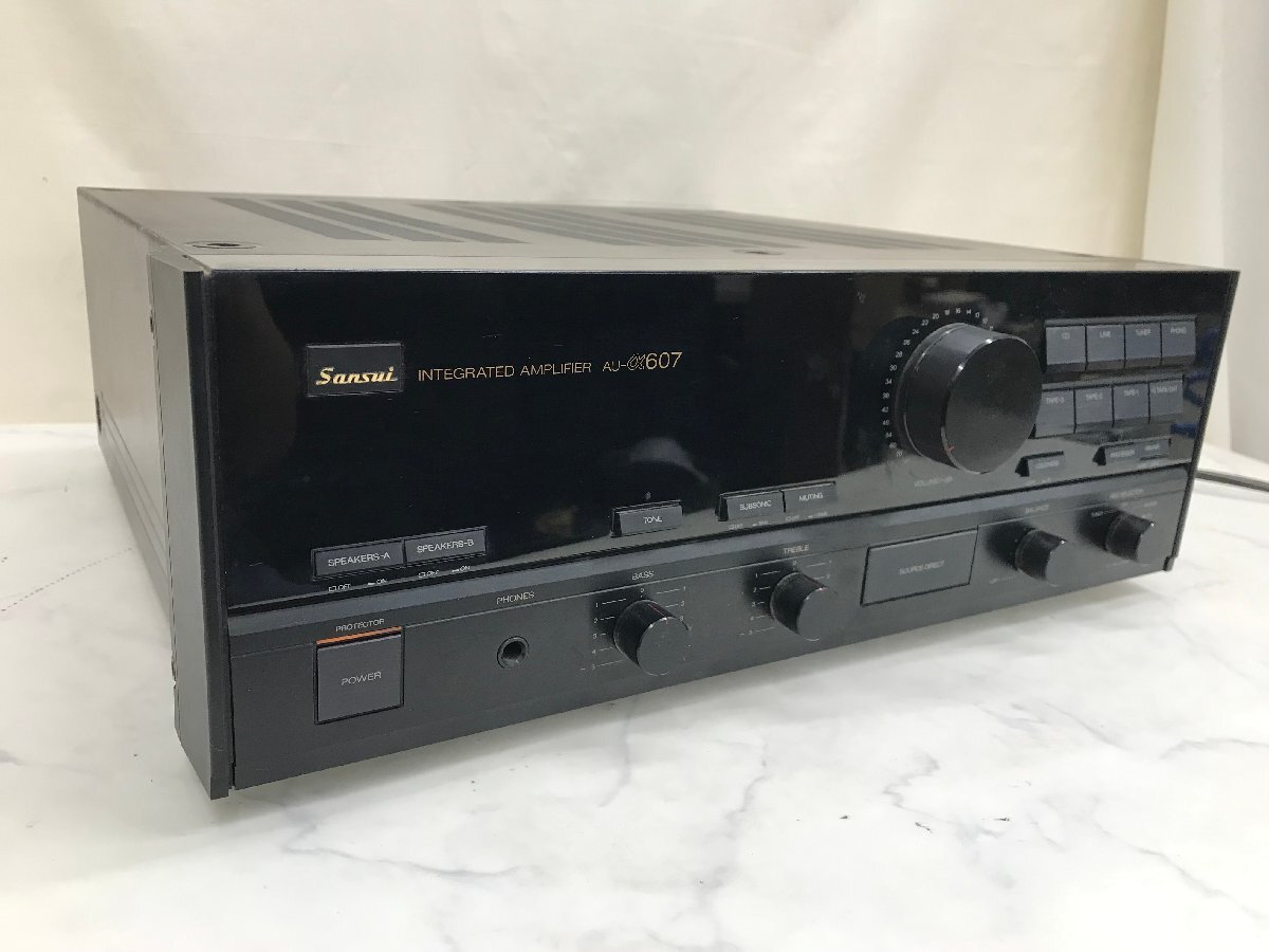 Y1606 ジャンク品 オーディオ機器 プリメインアンプ SANSUI サンスイ 山水 AU-α607の画像1