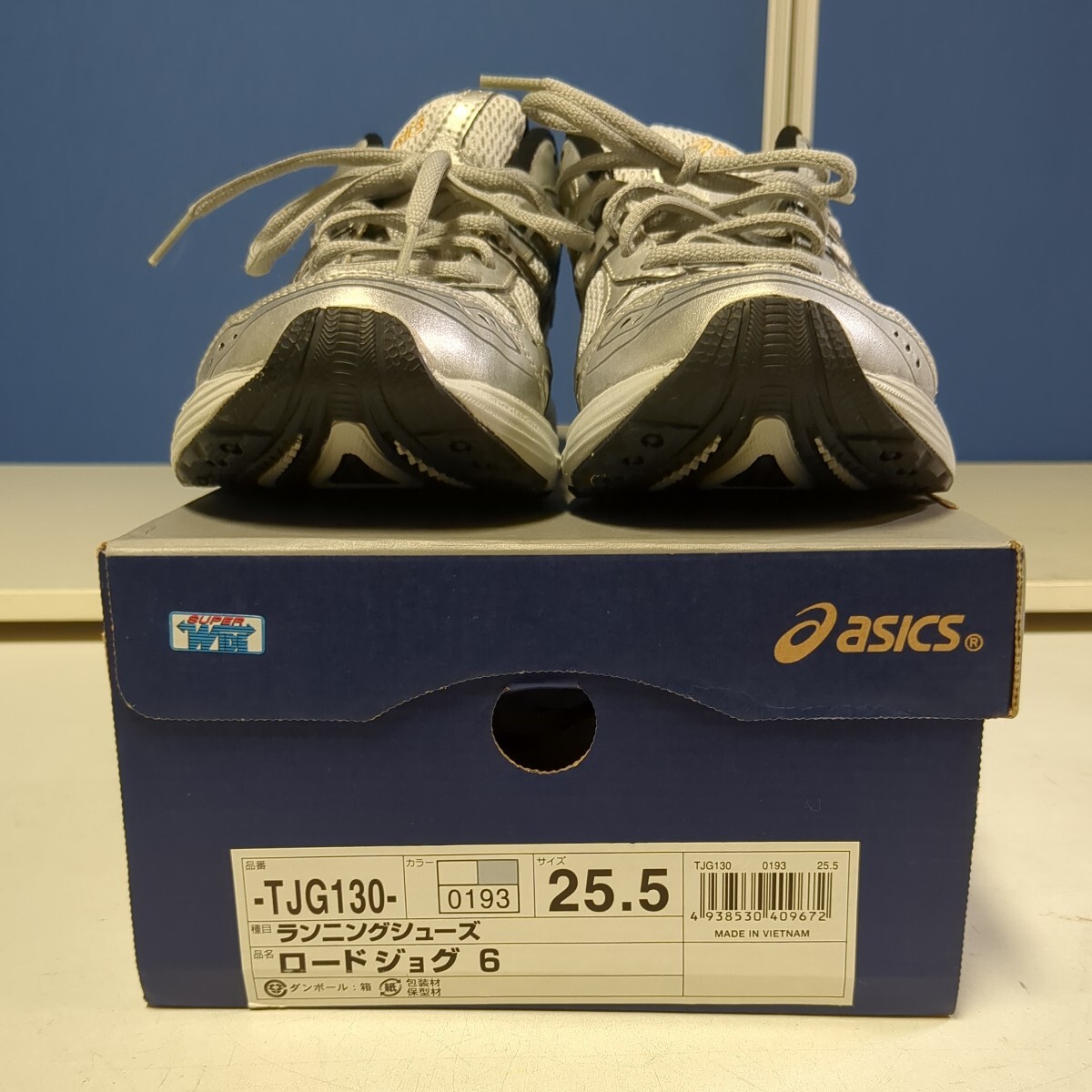 51511　ASICS　ランニングシューズ　スニーカー　靴　サイズ25.5cm　美品　_画像9