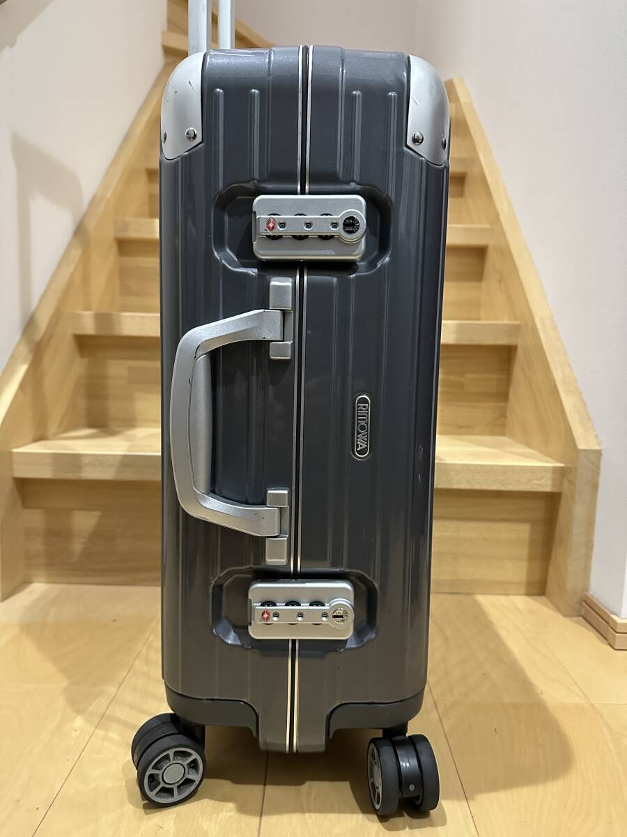 RIMOWA RIMBO リモワ リンボ グレー 灰色 スーツケース キャリーケース TSAロック 4輪 34L 892.52_画像3