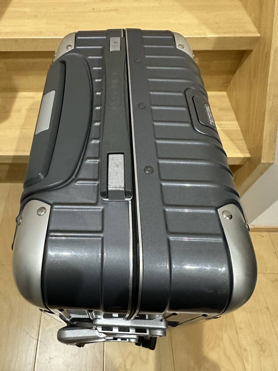 RIMOWA RIMBO リモワ リンボ グレー 灰色 スーツケース キャリーケース TSAロック 4輪 34L 892.52_画像6