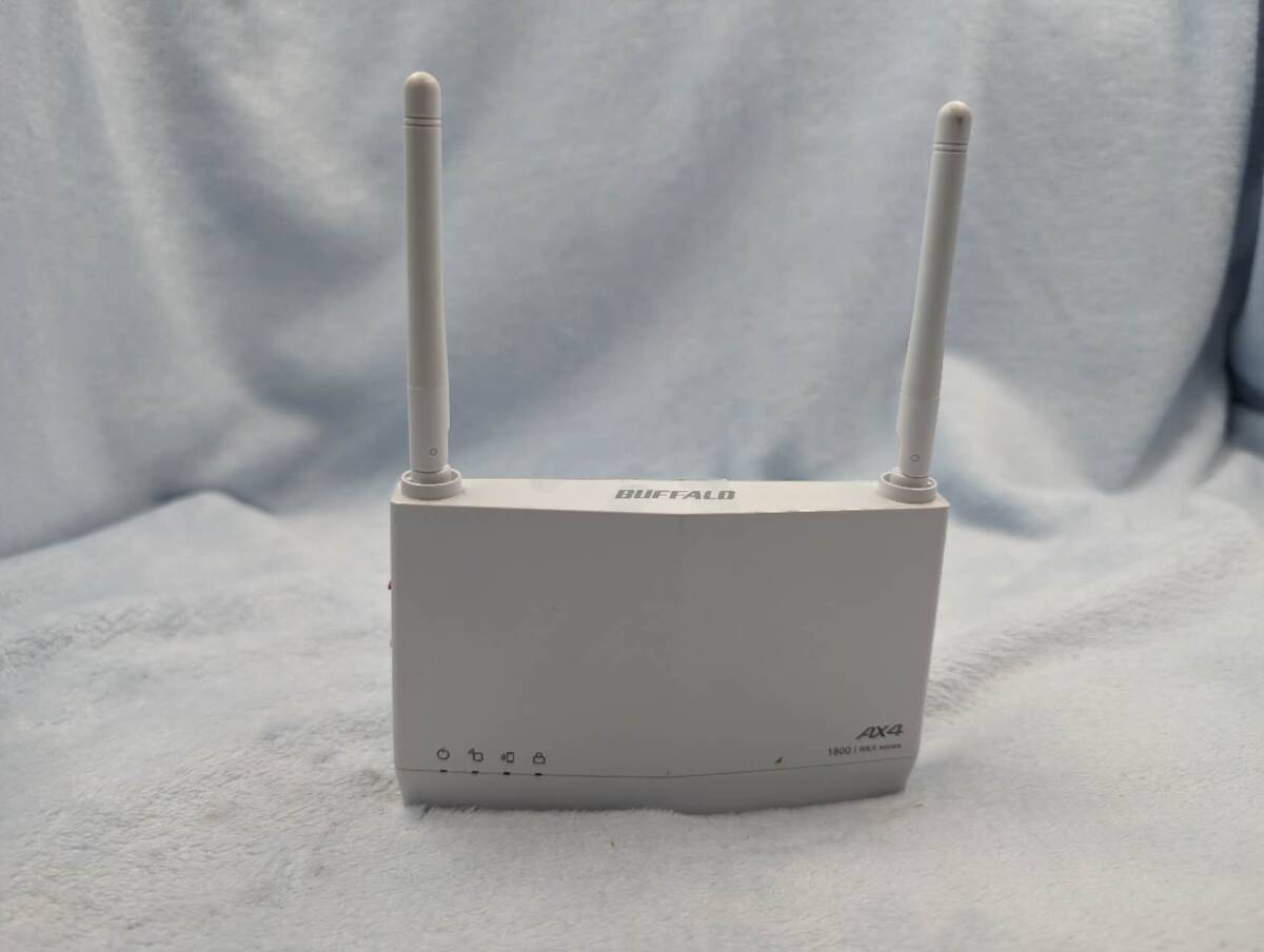 通電確認済、BUFFALO 無線LAN中継機 WiFiルーター WEX-1800AX4EAの画像1