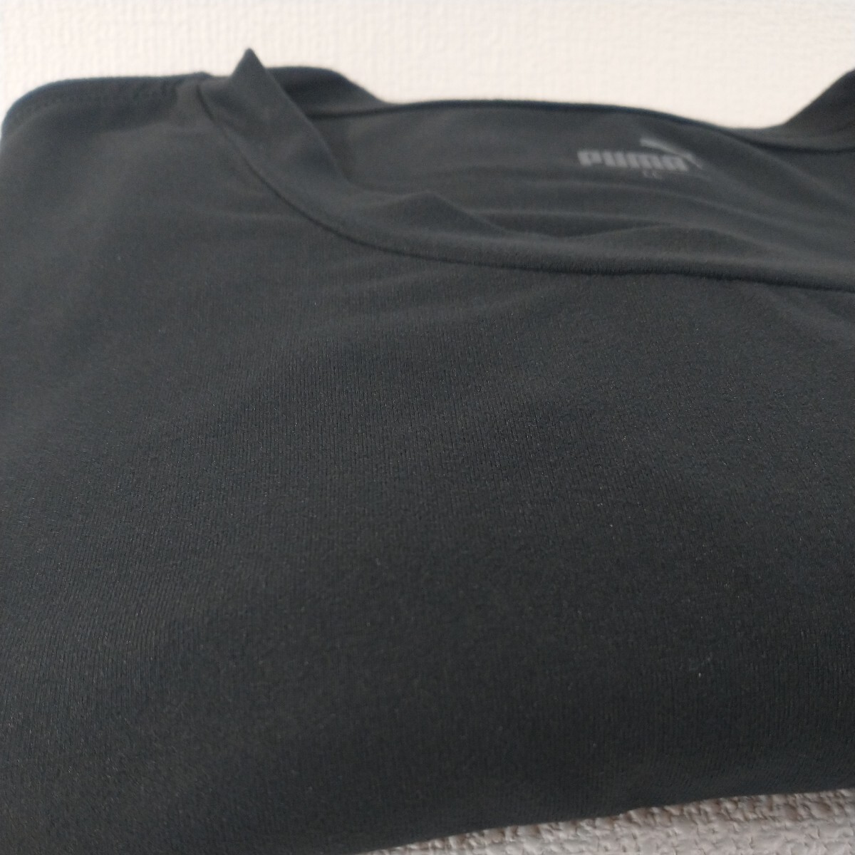 Tシャツ 長袖 PUMA ブラック 未使用 身幅50 LLサイズ_画像7