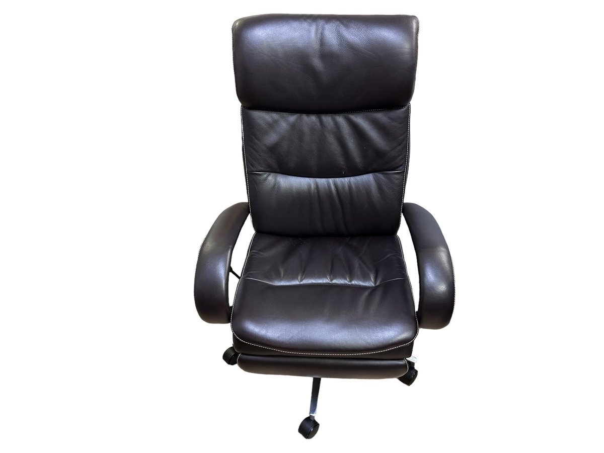 極美品 カリモク家具 デスクチェア XU7720 XU7720K353 ブラック モカブラウン ソファ 主材 オーク リクライニング調節 昇降機能 事務椅子の画像2