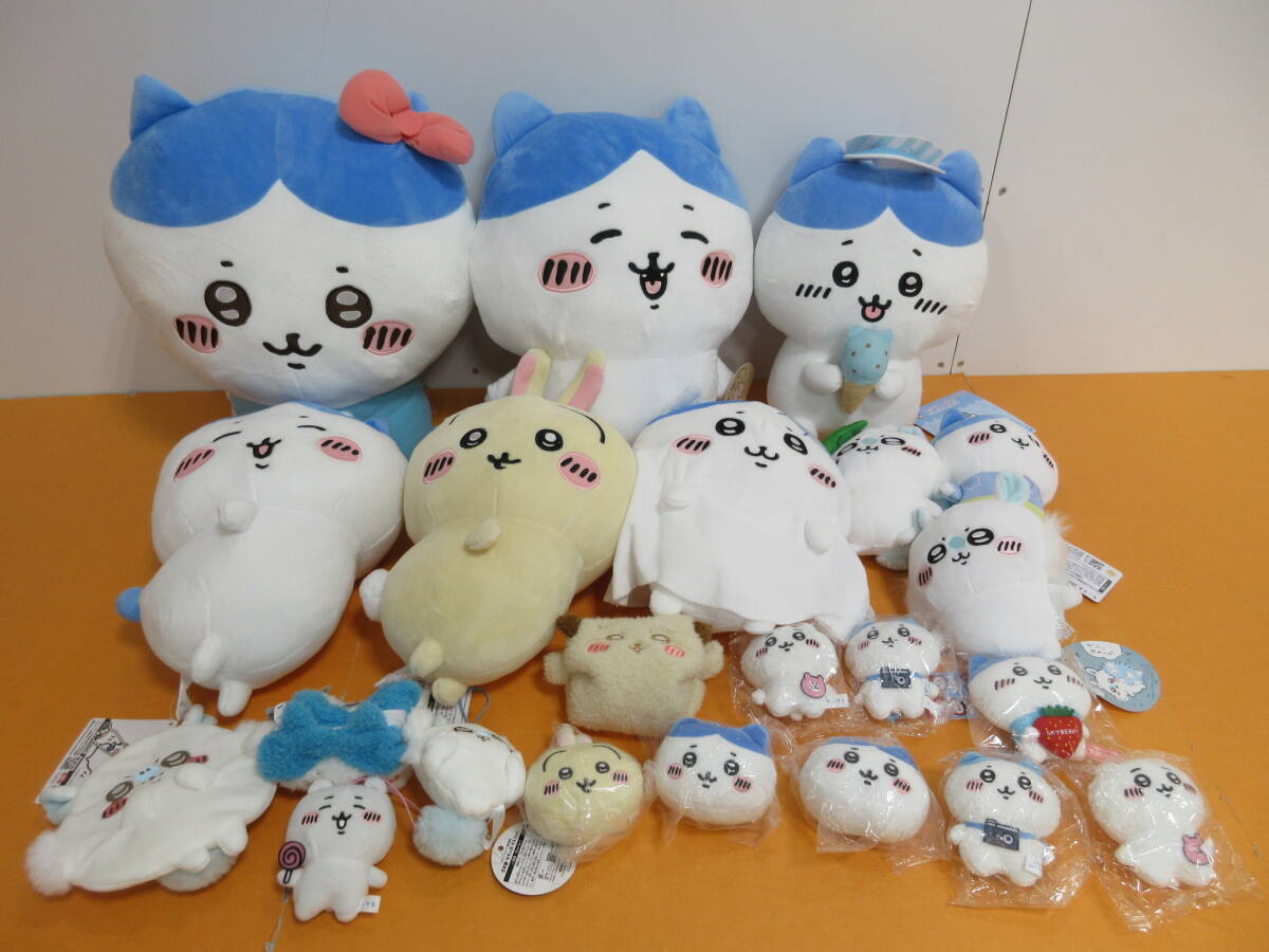174).... soft toy summarize most lot B. bee crack / prize bee crack /.../ Sanrio Kitty / Momo nga/ sea otter etc. unopened have present condition goods 
