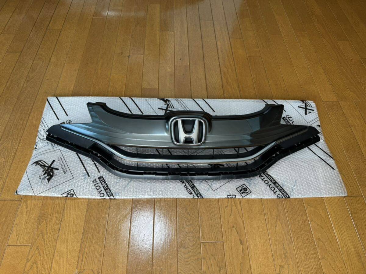 ◎入手困難◎絶版品 良品 ホンダ フィット FIT 前期 純正 フィット3 グリル GP 5 6 GK 3 4 5 6 HV フロント 検索 無限 MUGEN 後期 ⑤_画像1