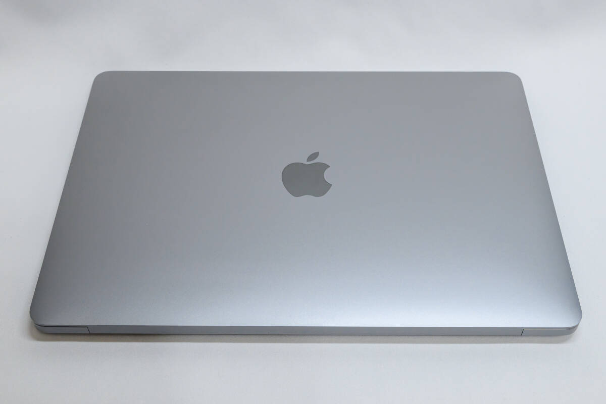 Apple MacBook Air 2020 13インチ M1 8コアCPU 8コアGPU 16GB Apple MacBook Air 2020 13インチ M1 8コアCPU 8コアGPU 16GB