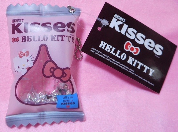 * редкость *2018*HERSHEY*S Kiss шоколадный батончик John Hello Kitty эмблема мяч цепь брелок для ключа * netsuke 
