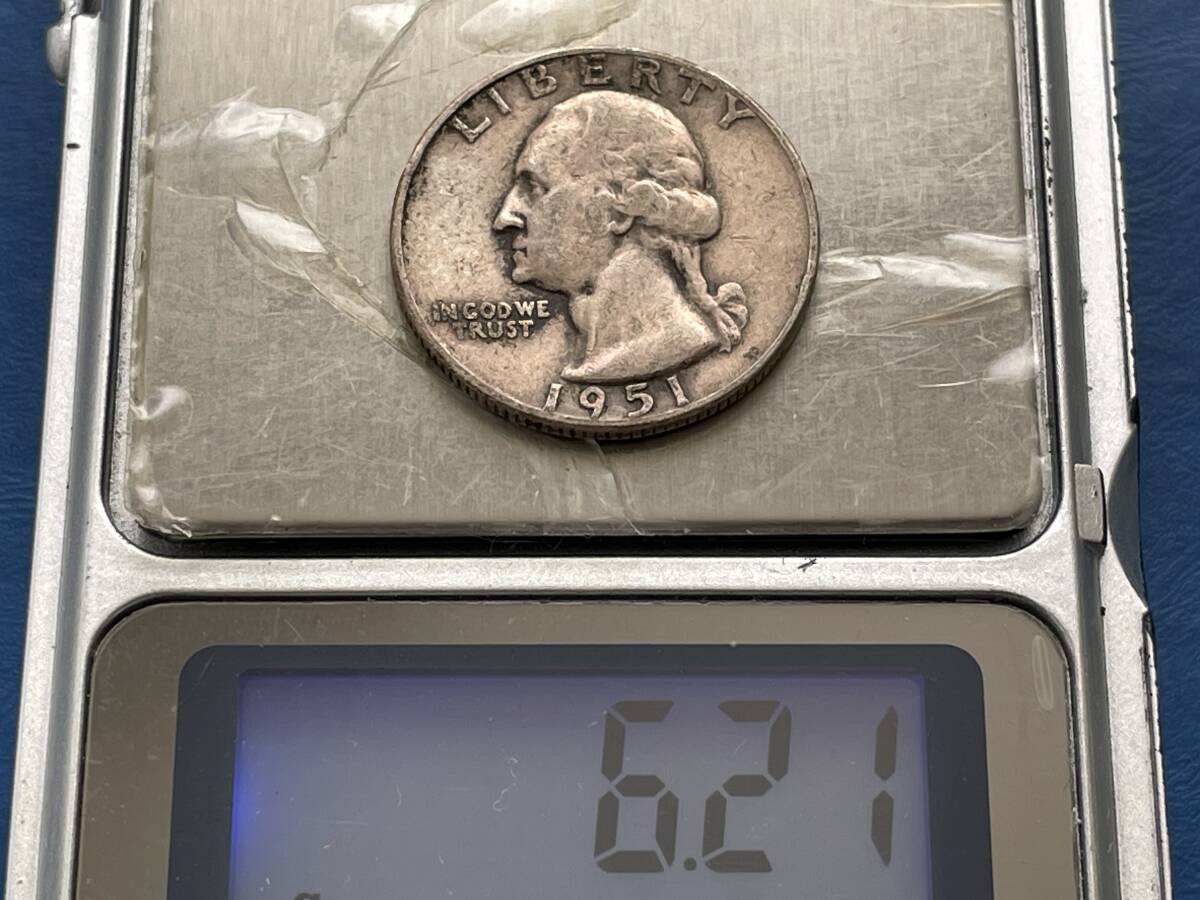 ☆アメリカ銀貨【アメリカ1951年クォーターダラー（25セント）銀貨：ミントマークD、ワシントン、コレクター放出品】銀貨　M504☆_画像4