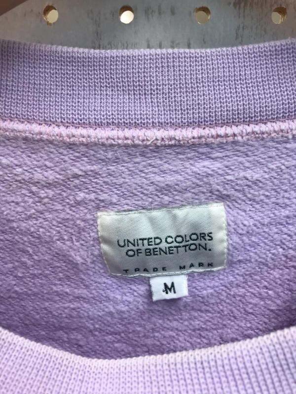 UNITED COLORS OF BENETTON ベネトン オールド レトロ ビッグロゴ 刺繍 パステルカラー スウェット トレーナー メンズ サイズM 紫_画像2