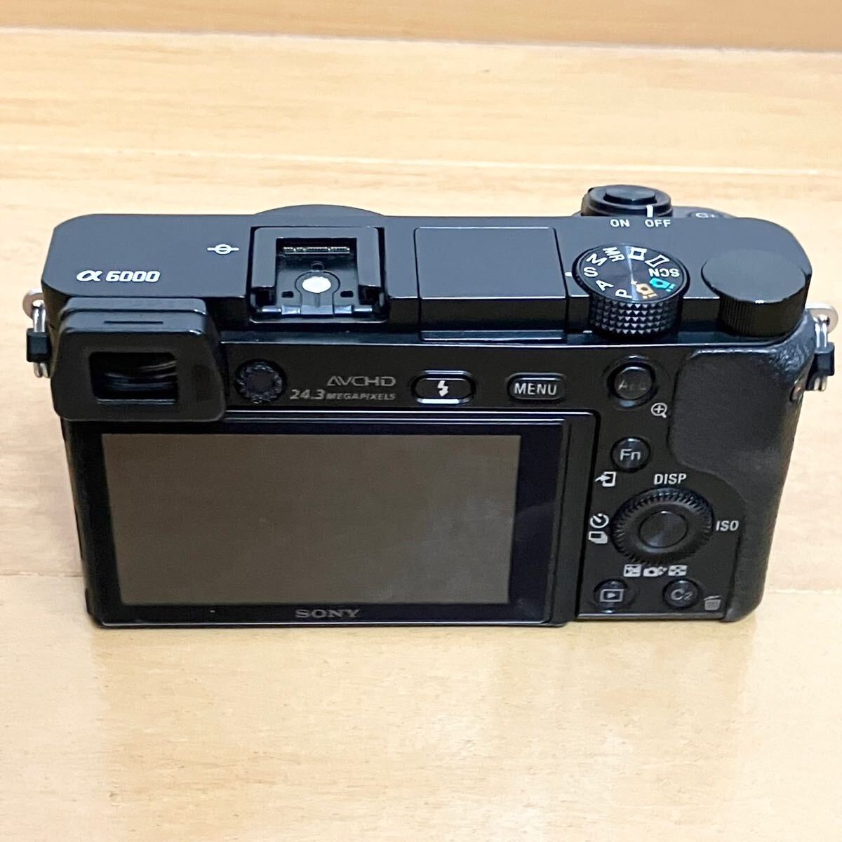 SONY デジタルミラーレスカメラ α6000 ジャンク 1円スタートの画像5