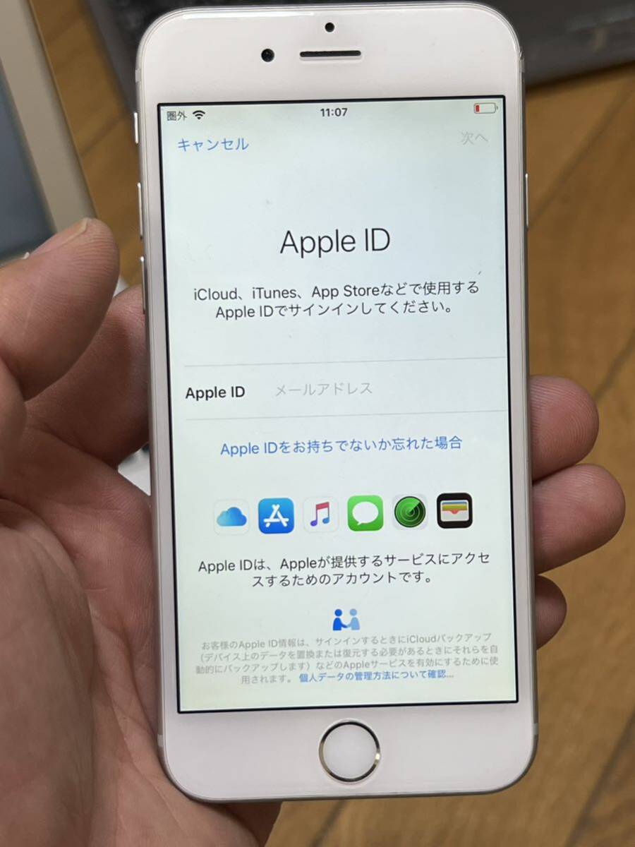 Apple iPhone 6 64GB シルバー 動作品_画像2