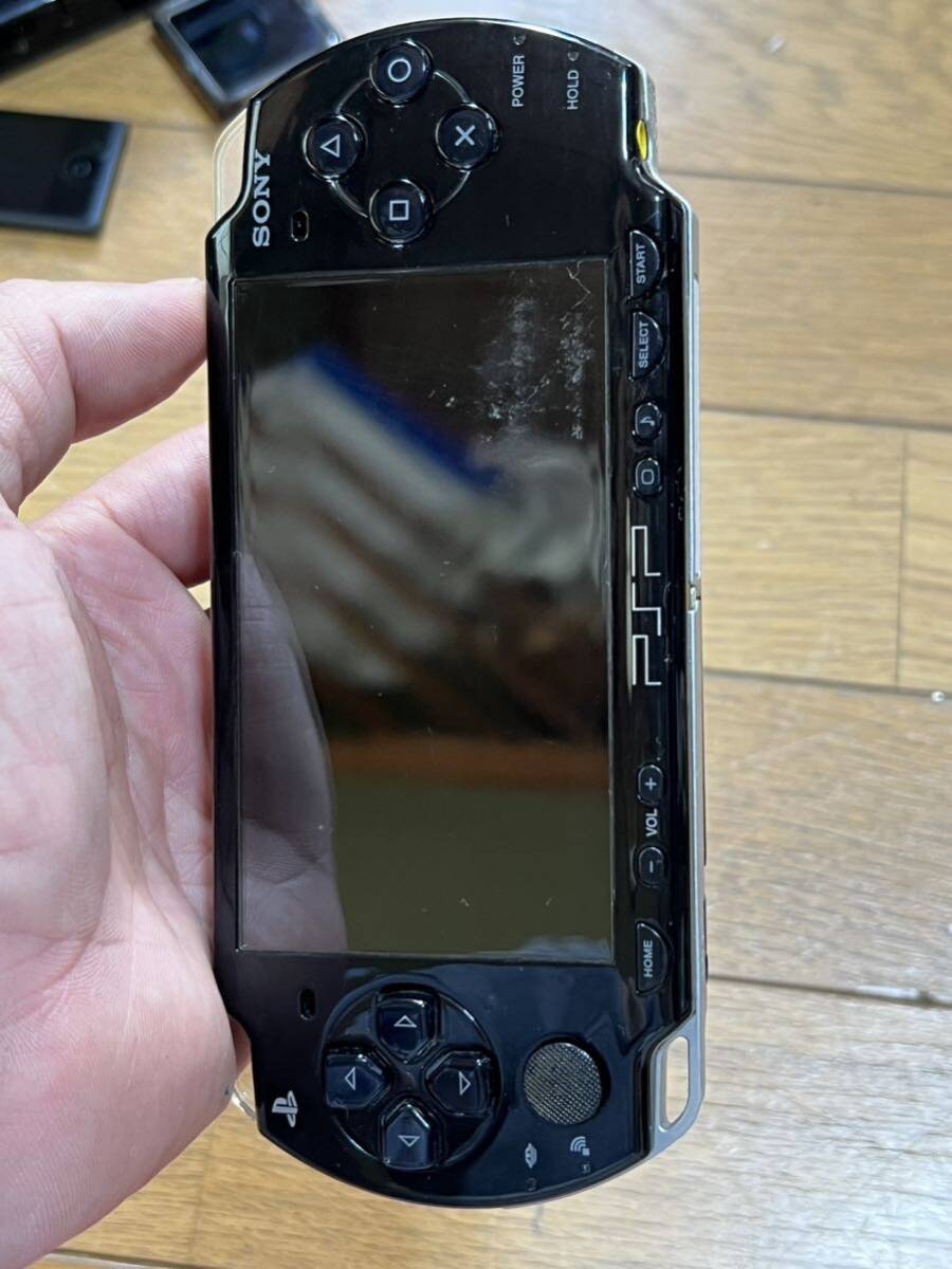 SONY ソニー PlayStation PSP 2000 通電済み　ジャンク_画像2