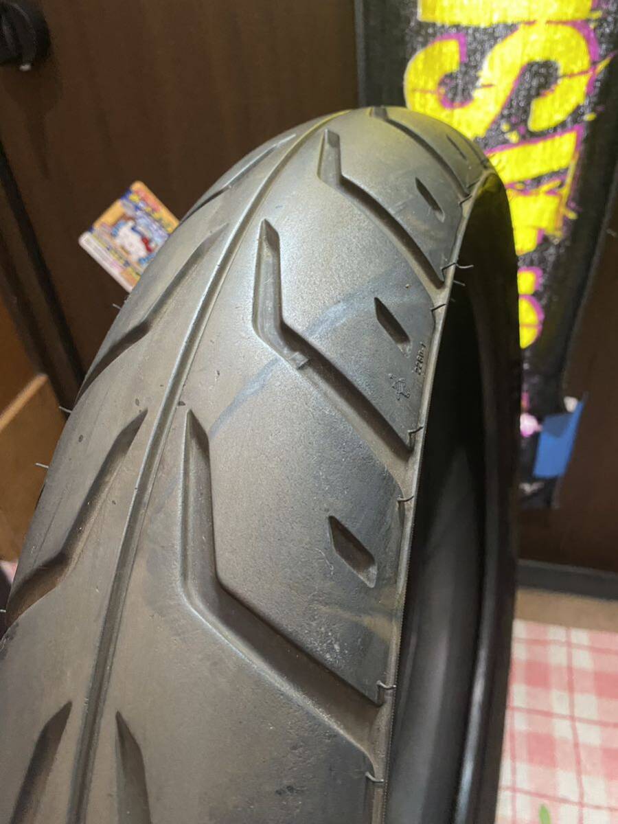 中古MCタイヤ バリ山 2022年製造 MICHELIN pilot STREET2 110/70-17 ミシュラン パイロット ストリート2 110 70 17 2222 A3044の画像2