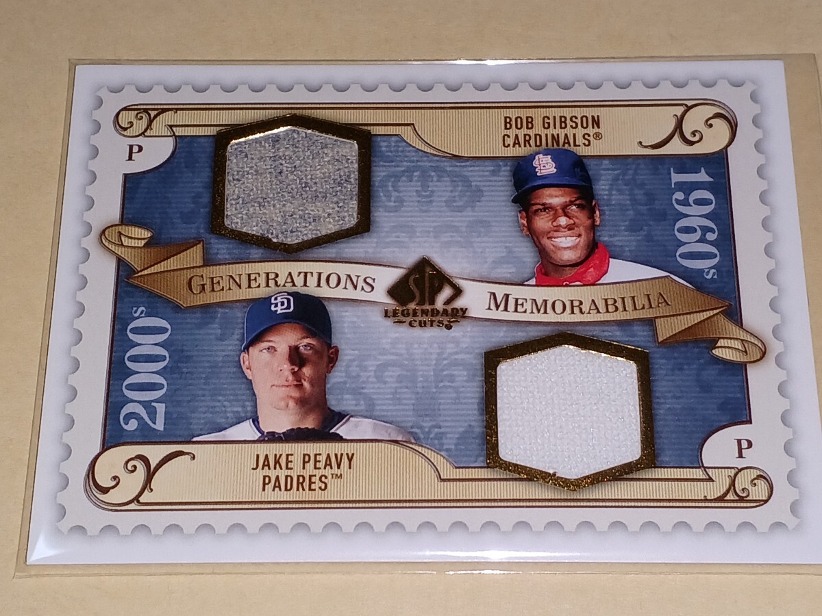 2009 SP Legendary Cuts Generation Memorabilia Bob Gibson / Jake Peavy Game-used Memorabilia コンボジャージー　ギブソン ピービー_画像1