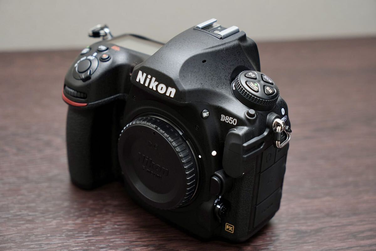 Nikon D850 外観新品同様品　メーカー保証_画像5