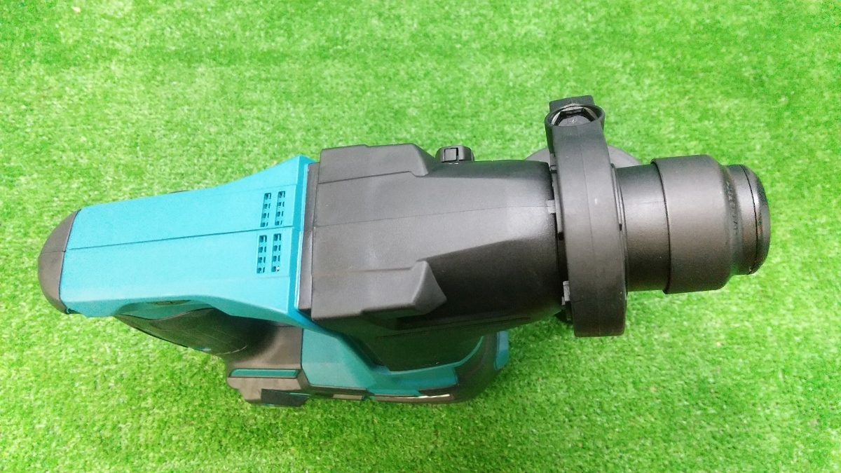 中古 美品 makita マキタ 10.8V 16mm 充電式 ハンマドリル 本体 ケース付 HR166DZK_画像5