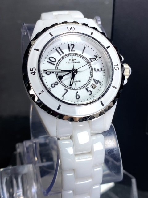 新品 テクノス TECHNOS 正規品 腕時計 アナログ腕時計 クオーツ セラミック 3気圧防水 カレンダー 3針 ビジネス ホワイト 白 プレゼント_画像2