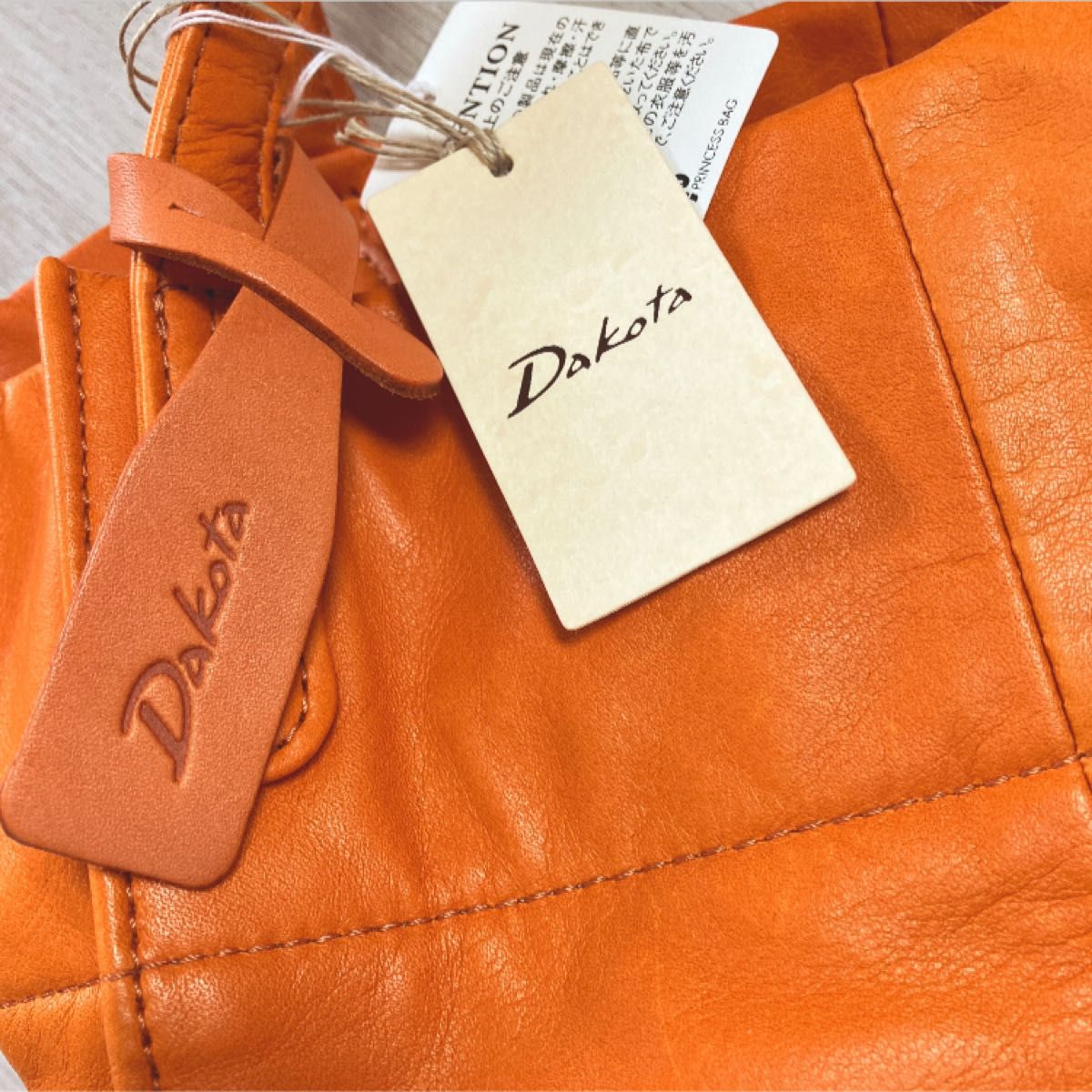 Dakota 新品　日本製　上質　軽量　大容量　大　トート　バッグ　本革　オレンジ