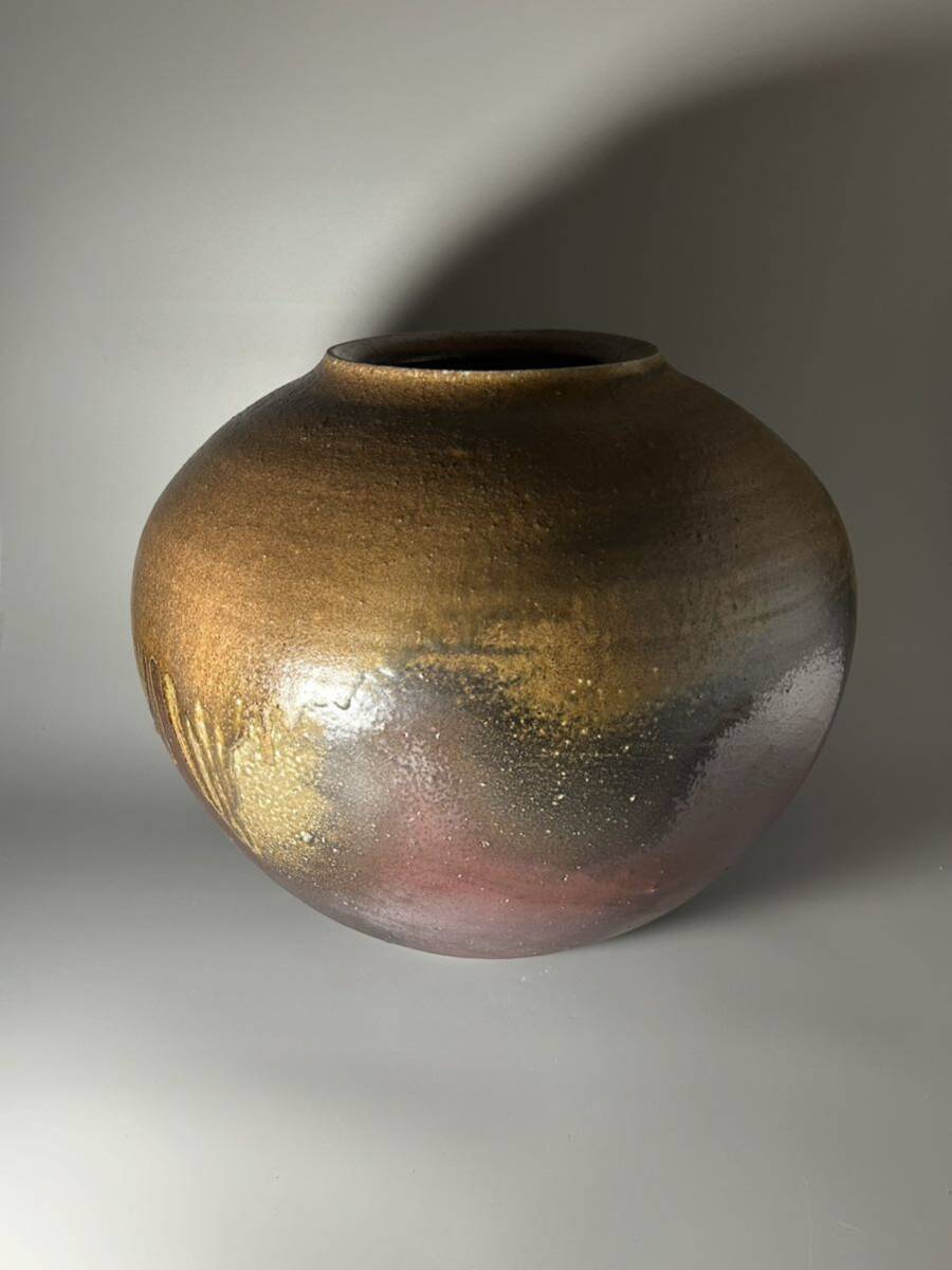  Bizen . ceramic art house forest hill . high-end work . also box also cloth height 32.5. prefecture exhibition other go in . earth . fire . ash . charcoal almost unused storage goods old fine art tea utensils work of art present-day ceramic art 