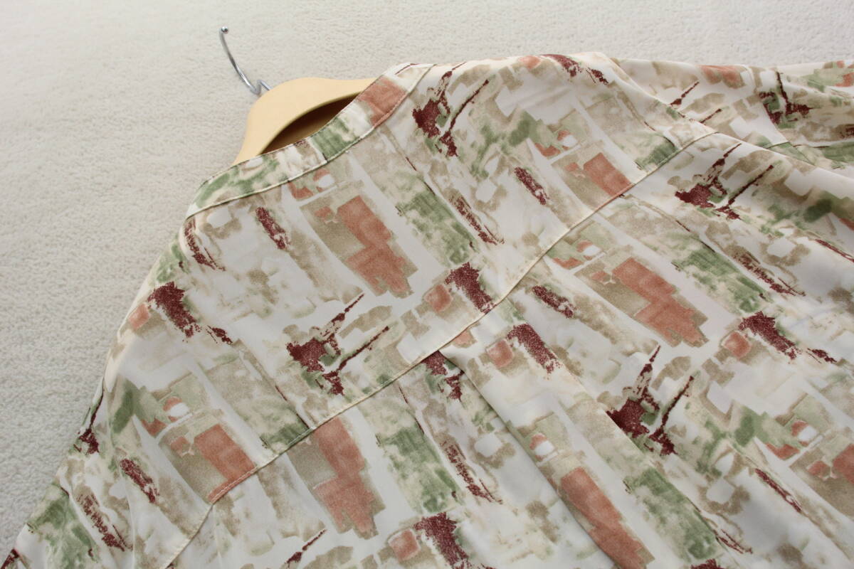 4-1889 новый товар общий рисунок рубашка с коротким рукавом F размер обычная цена 11,800 иен 