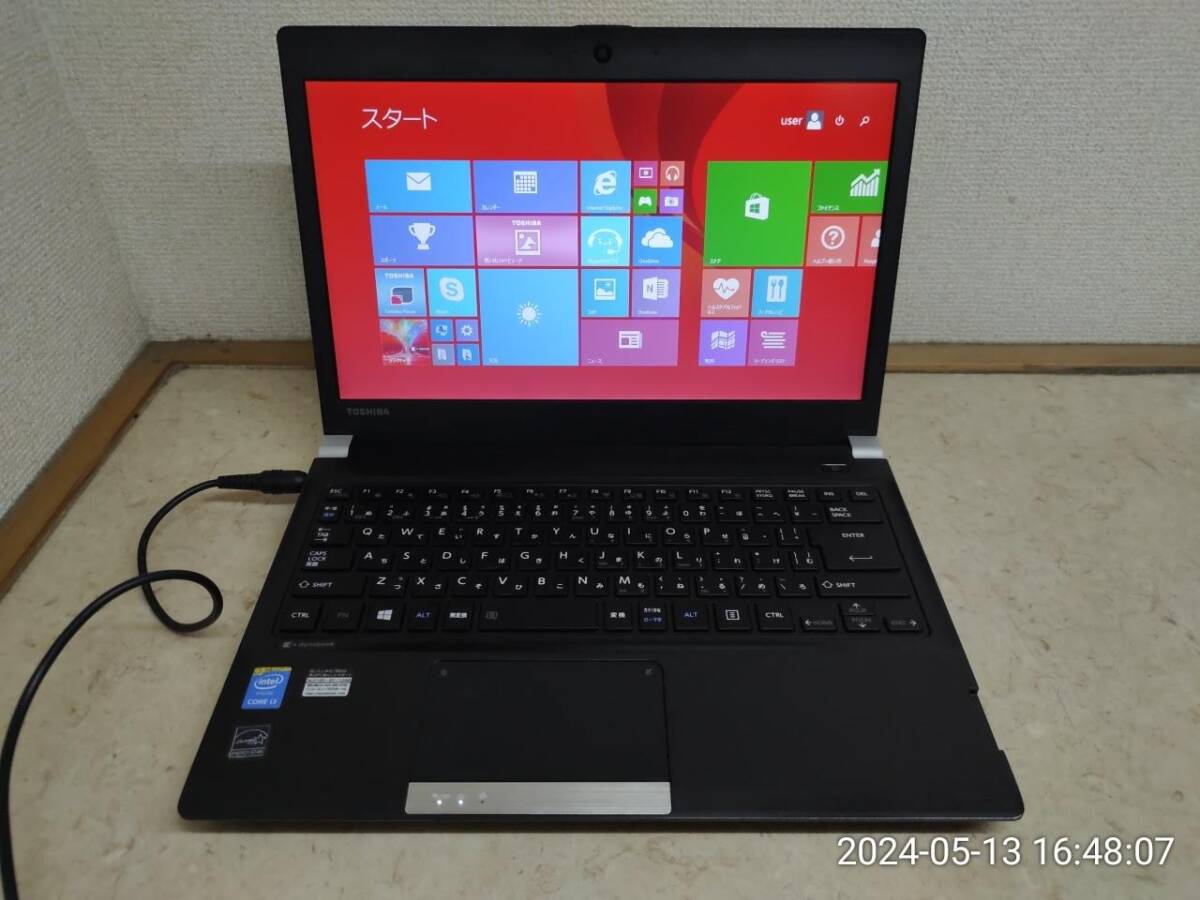 Z646P1 TOSHIBA R73/NB21E Core i3 4000M 4GB 500GBHDD WIN8.1_画像1