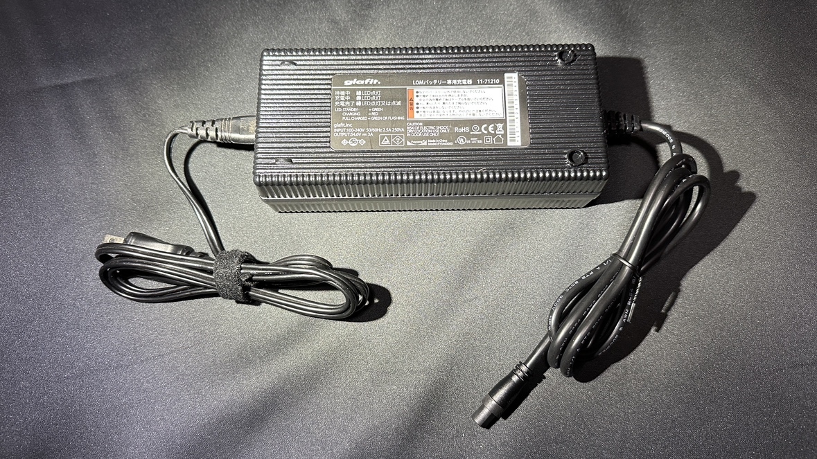 1円～ キックボード glafit グラフィット LOM 専用充電器 バッテリー専用充電器の画像1