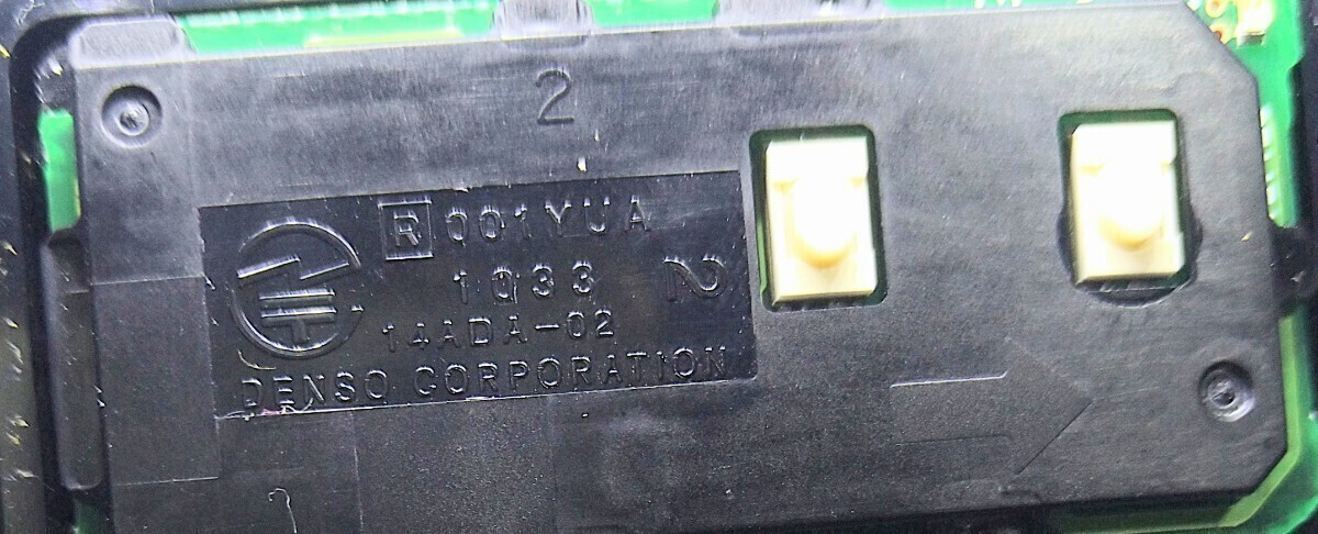 初期化済 トヨタ レクサス純正スマートキー2ボタン 基盤番号271451−5300 新品電池サービス⑭_画像3