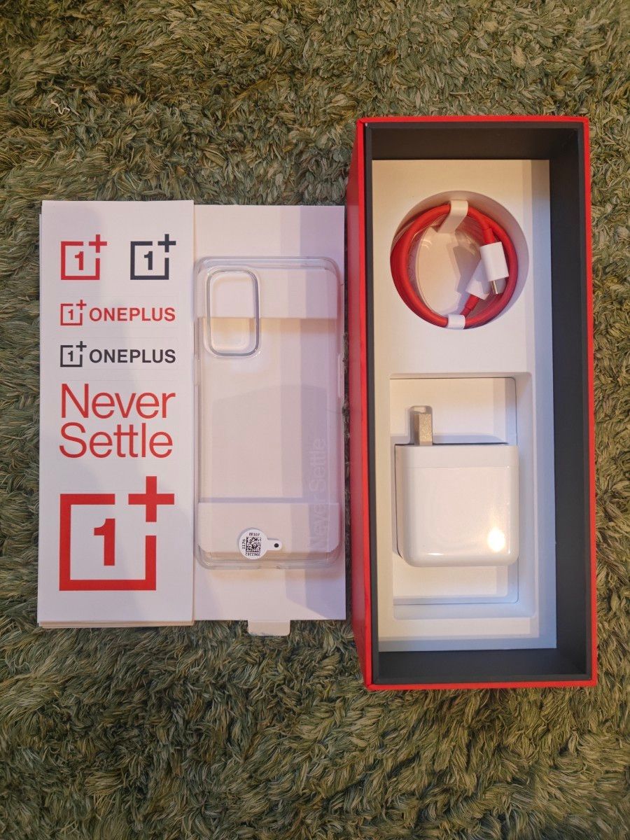 OnePlus 9 12/256GB 画面フィルム ケース付き SIMフリー スマホ