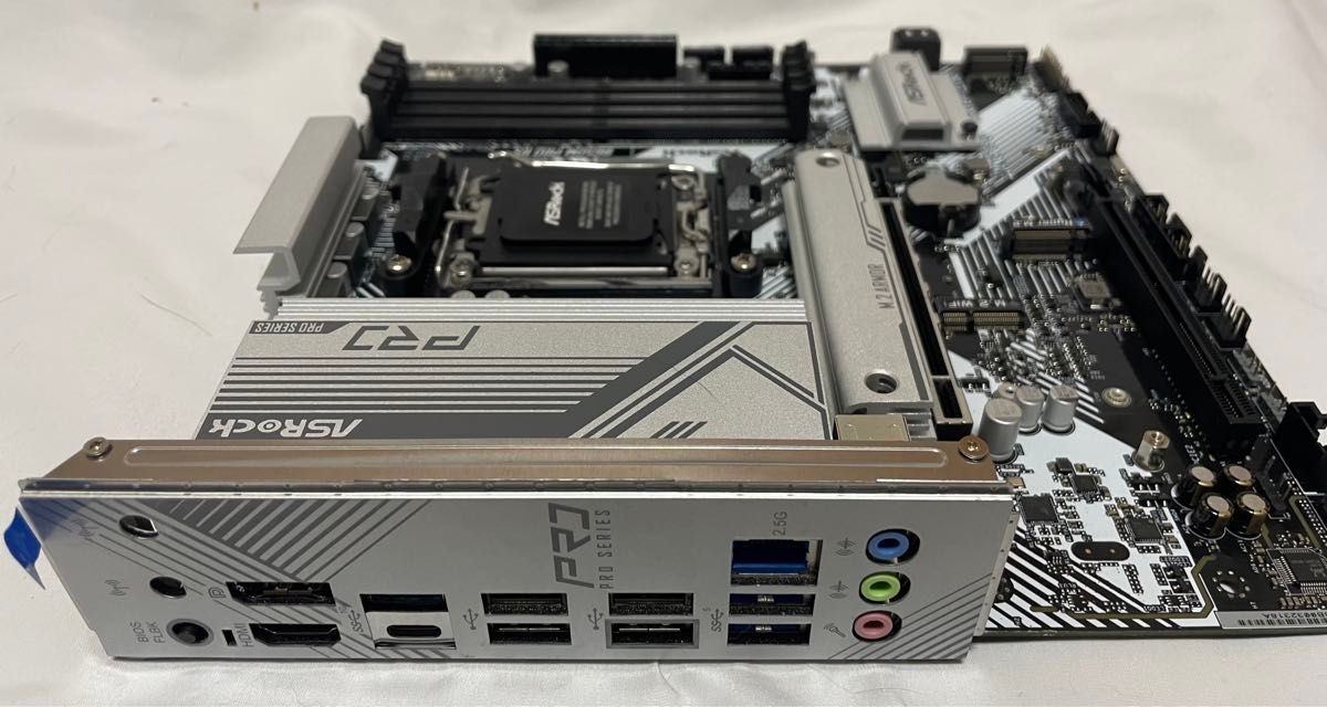 【動作確認済USED】ASRock B650M Pro RS AM5マザーボード MicroATX