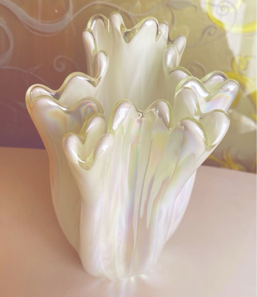 KURATAクラタクラフトガラス パールホワイト 花瓶 花器 ガラス KURATAクラタクラフトガラス パールホワイト 花瓶 花器 ガラス