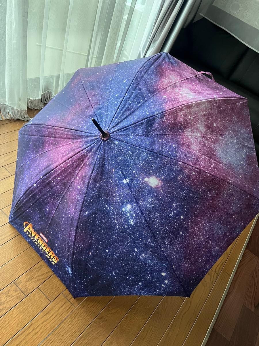 『限定品』アベンジャーズ　インフィニティウォー　大きめ雨傘 UVカット加工 傘