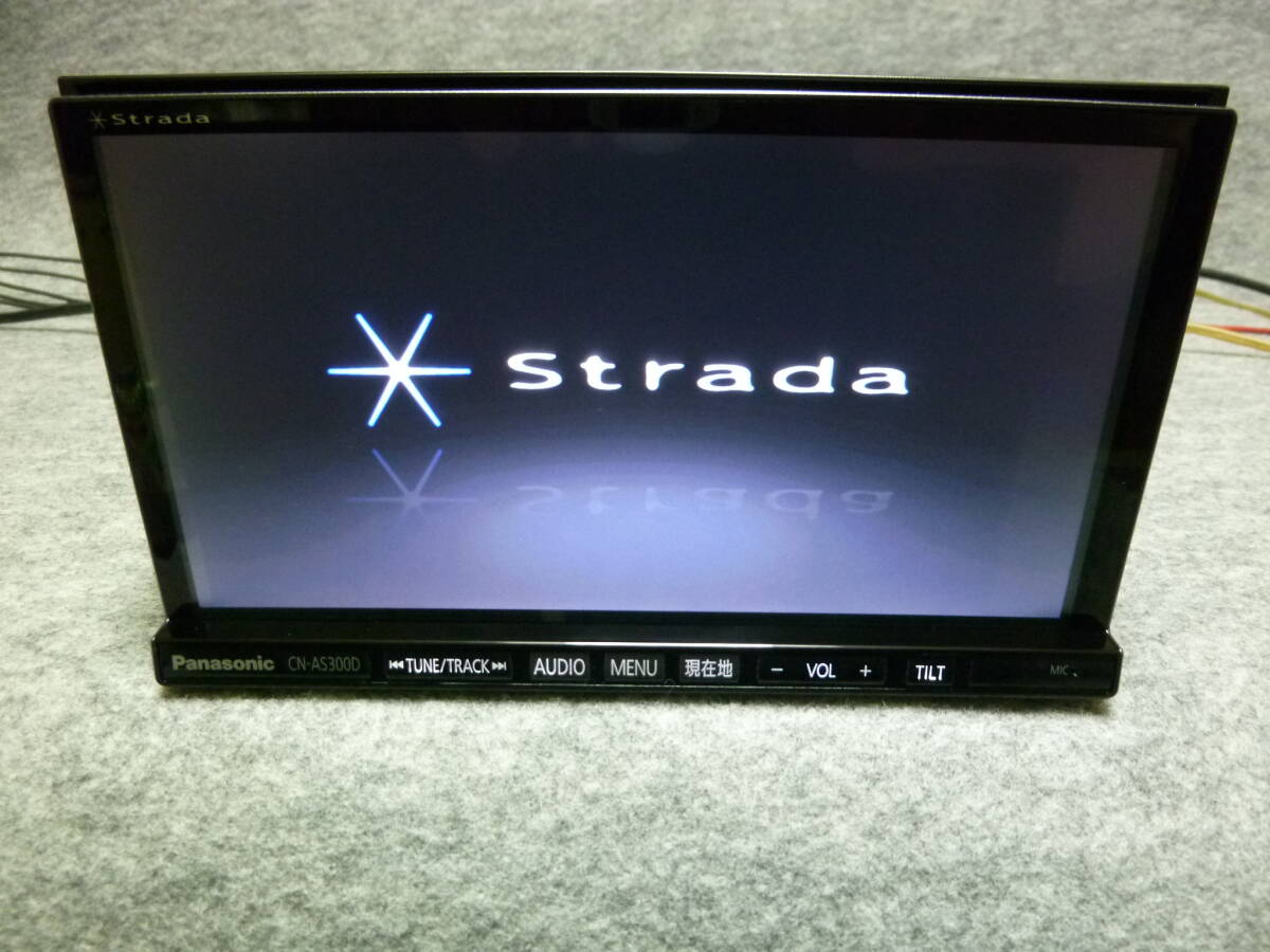 新品フィルムアンテナ付 Panasonic Strada CN-AS300D 地図 2014年 メモリーナビ フルセグTV、DVD、CD、SD、USB、BT 動確済の画像2