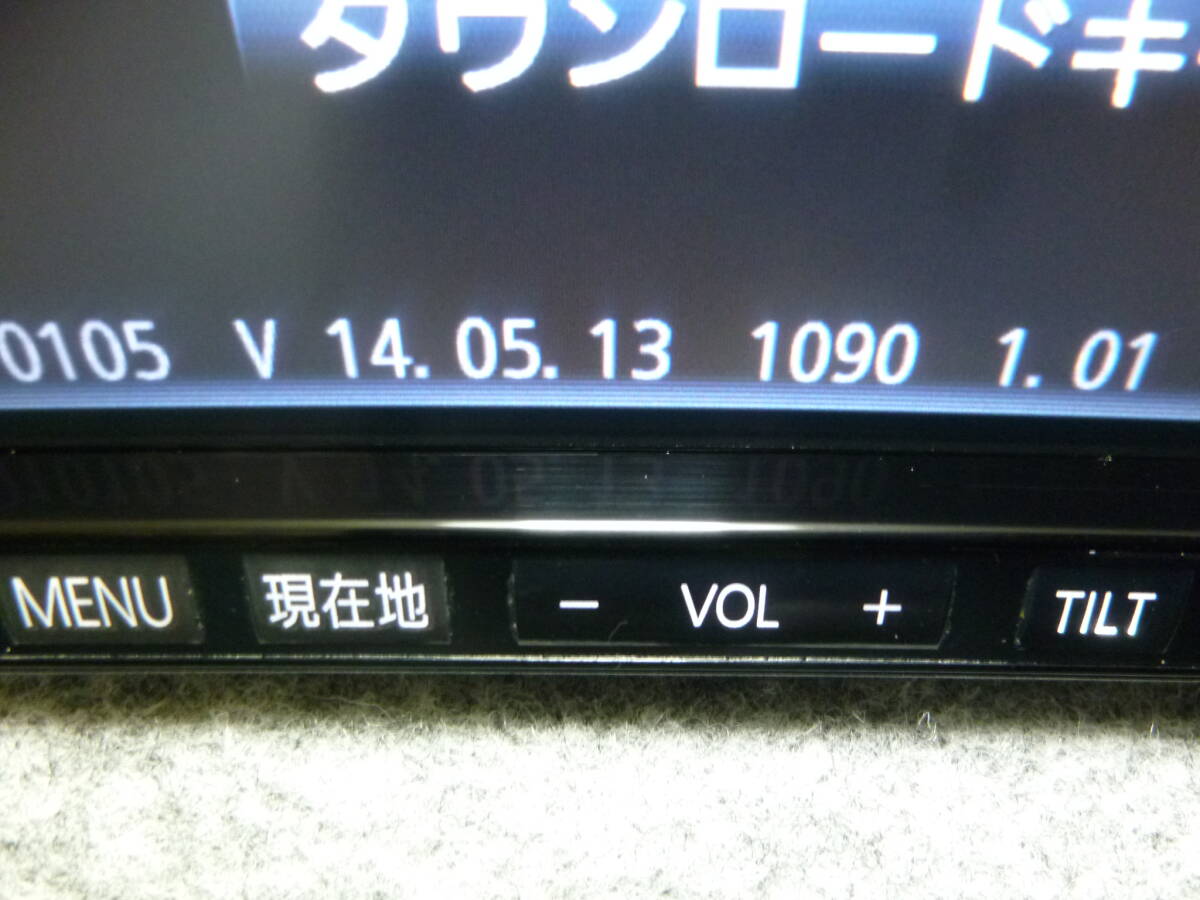 新品フィルムアンテナ付 Panasonic Strada CN-AS300D 地図 2014年 メモリーナビ フルセグTV、DVD、CD、SD、USB、BT 動確済の画像5