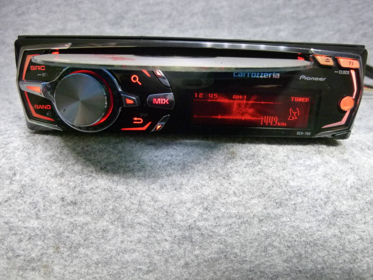 Pioneer　carrozzeria　DEH-780　1DIN　CD、USB、SD、iPod　動確済_AM1受信中　ディスクイジェクト