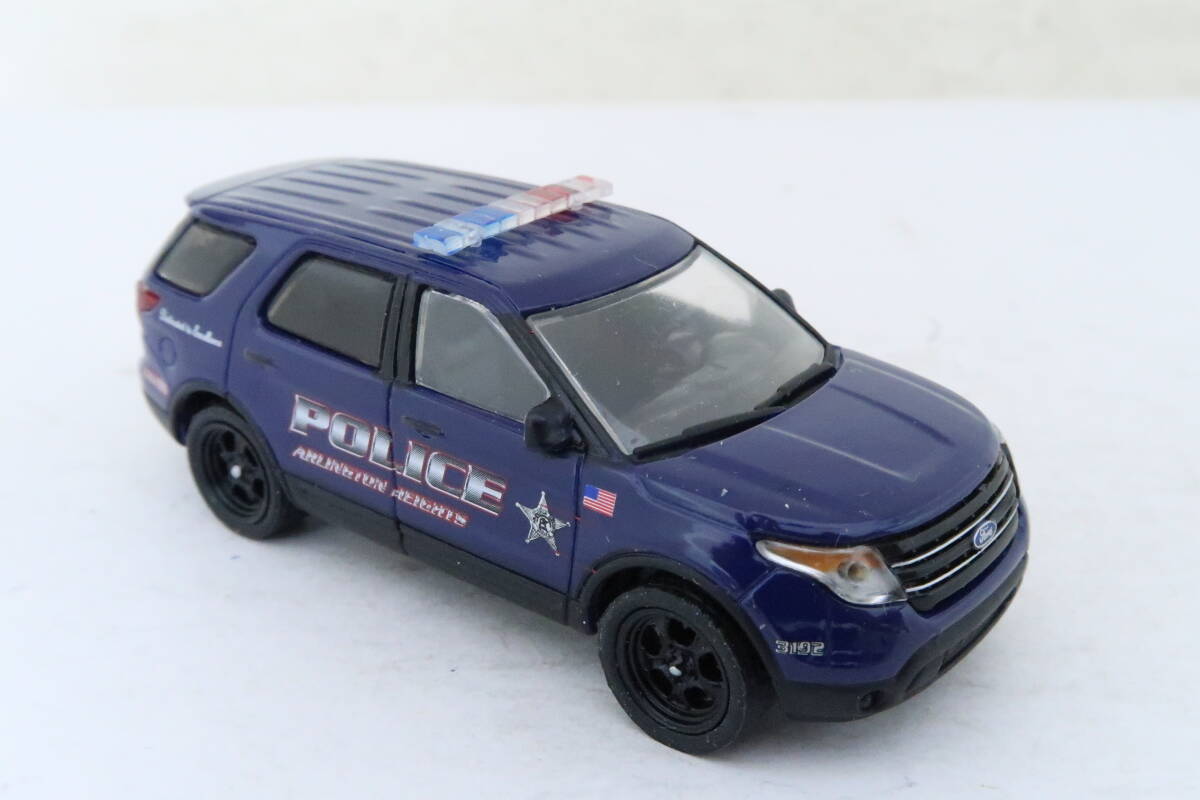 GREENLIGHT NYPD POLICE FORD CROWN VICTORIA EXPLORER フォード 箱無 3台 1/64? イクレの画像8