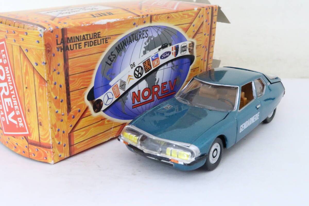 NOREV HACHETTE CITROEN SM MASERATI GENDARMERIE Citroen ... box attaching 1/43irere