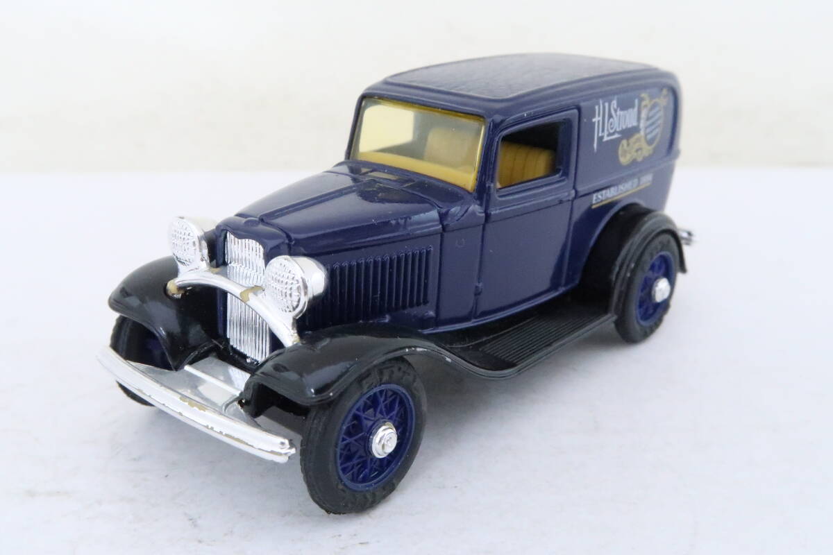 ERTL 1932 FORD PANEL DELIVERY TRUCK H.L.Stroud Ford panel van без коробки 1/43?inire