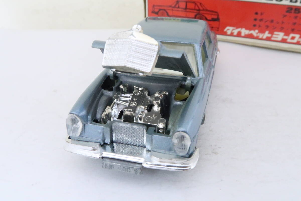 DIAPET EUROPE NACORAL MERCEDES BENZ 250SE メルセデスベンツ 箱付 1/43 スペイン製 イロレ_画像6