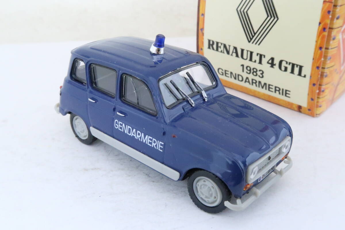 NOREV HACHETTE RENAULT 4GTL ESTAFETTE GENDARMERIE Renault ...2 pcs box attaching 1/43i Cire 