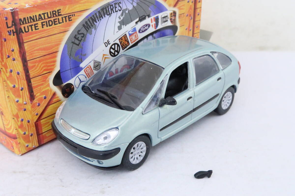 NOREV HACHETTE CITROEN XSARA Picasso Citroen Xsara Picasso box attaching 1/43iire