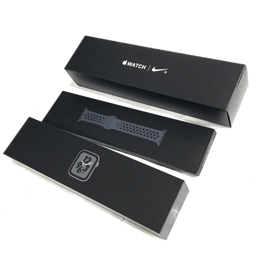 1円 Apple Watch Nike+ Series4 44mm GPS+Cellularモデル MTXM2J/A A2008 スペースグレイ スマートウォッチ 本体の画像9