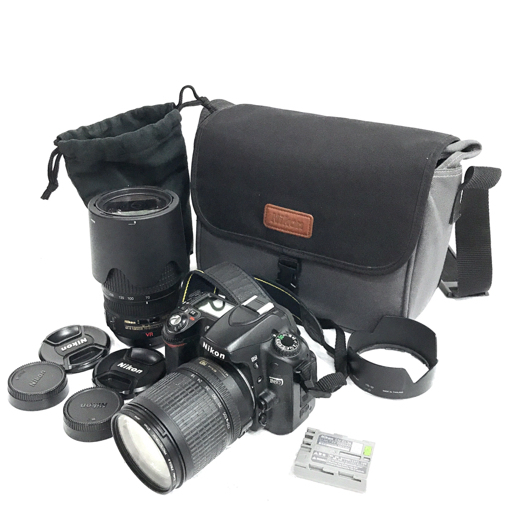 1円 Nikon D80 AF-S 18-135mm 1:3.5-5.6G ED 70-300mm 1:4.5-5.6 G ED デジタル一眼レフ デジタルカメラの画像1