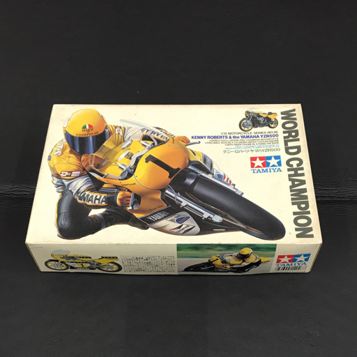 タミヤ 1/12スケール ケニー・ロバーツ・ヤマハ ZR500 プラモデル 未組立 ホビー 保存箱付き TAMIYA QG054-149_画像1