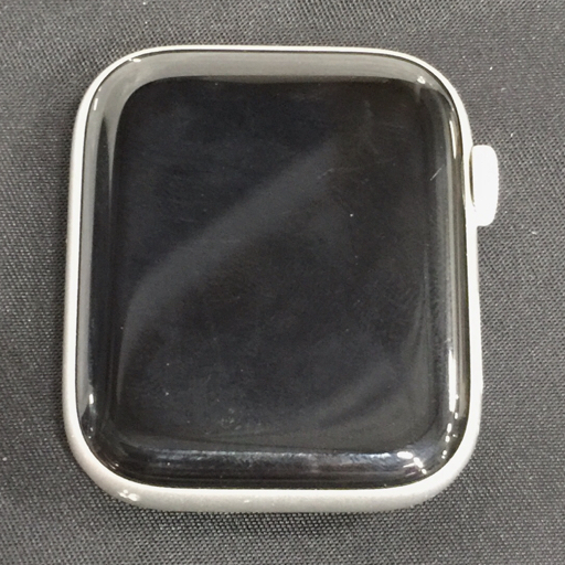 1円 Apple Watch SE 44mm GPSモデル MYE12J/A A2352 シルバー スマートウォッチ 本体_画像2