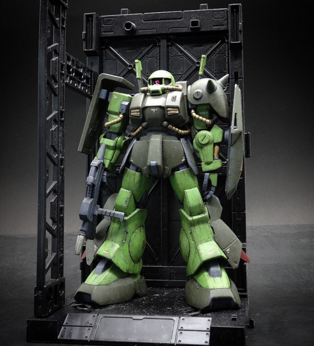 ハイザック ジム 徹底改修完成品 ジオラマHGUC ベース台付属 エゥーゴ ティターンズ 1/144 ガンプラ完成品 ベース 将校フィギュア付属_画像6